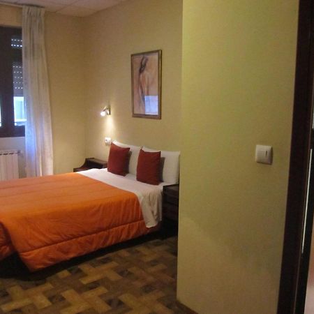 Hostal Real Vigo Luaran gambar